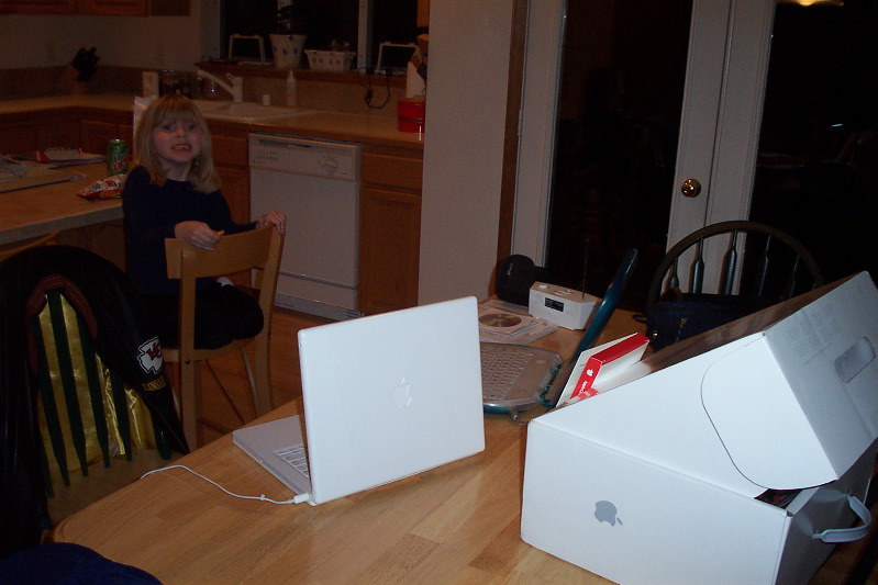 Hannah and Dad's new laptop