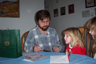 Hannah reads Dad's card
